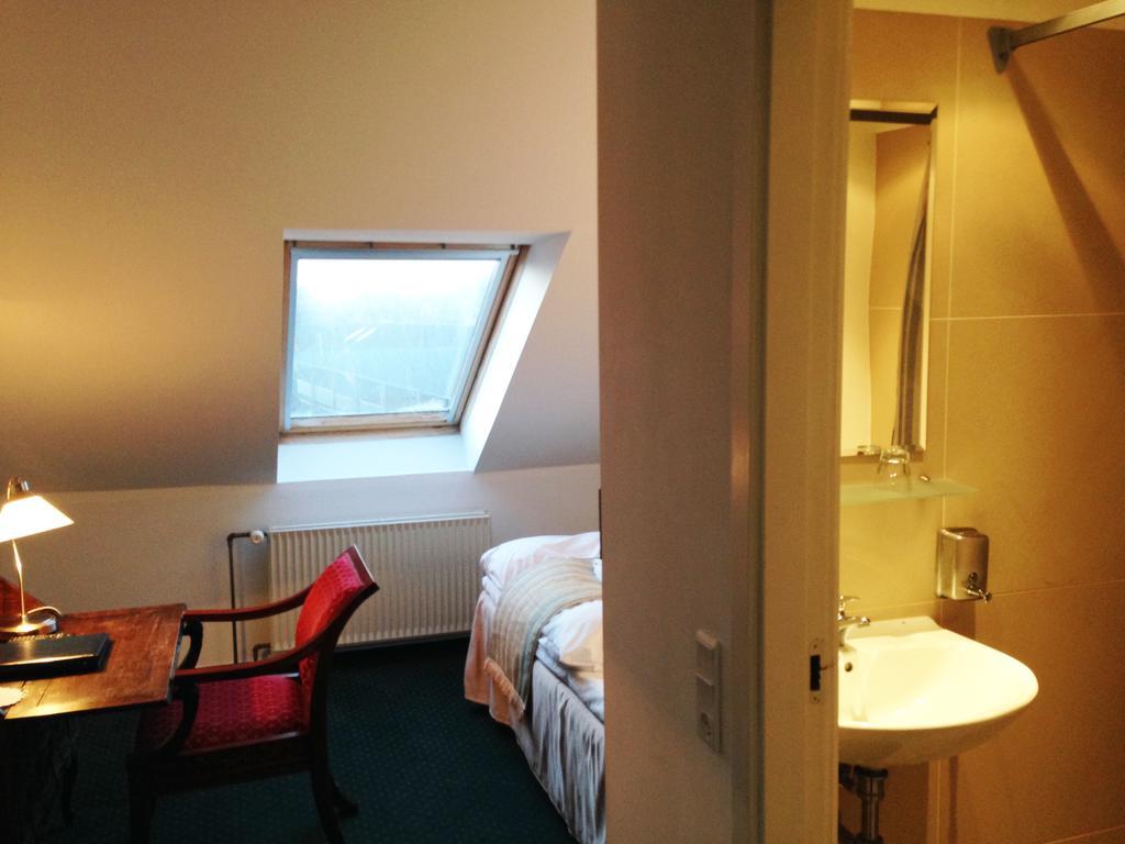 Copenhagen Airport Hotel Dragor Exterior photo